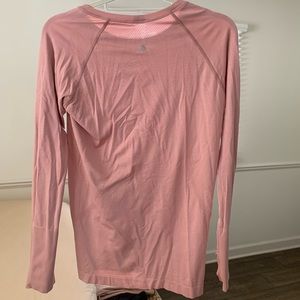 Lululemon Swiftly Tech Long Sleeve